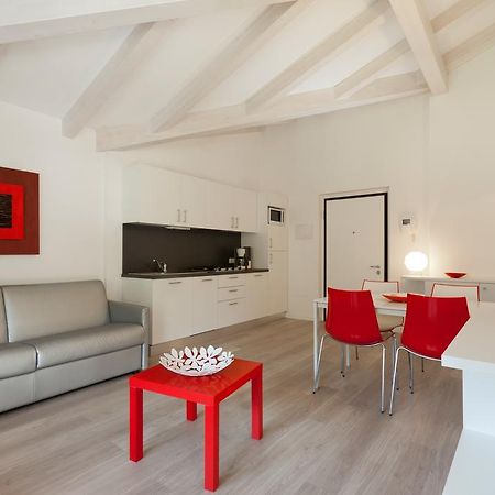 Апарт отель Casa Carla Торболе Экстерьер фото