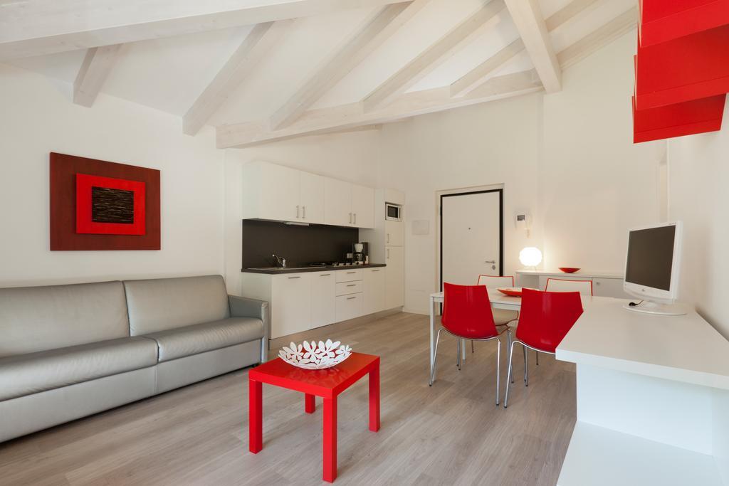 Апарт отель Casa Carla Торболе Экстерьер фото